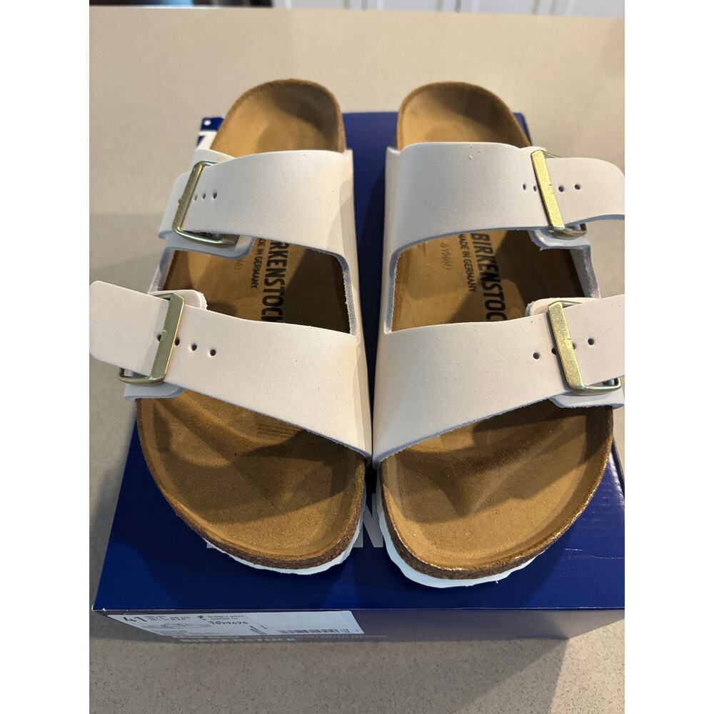 NWT Birkenstock Arizona Nubuck Leather Antique White size 41 (10-10.5)